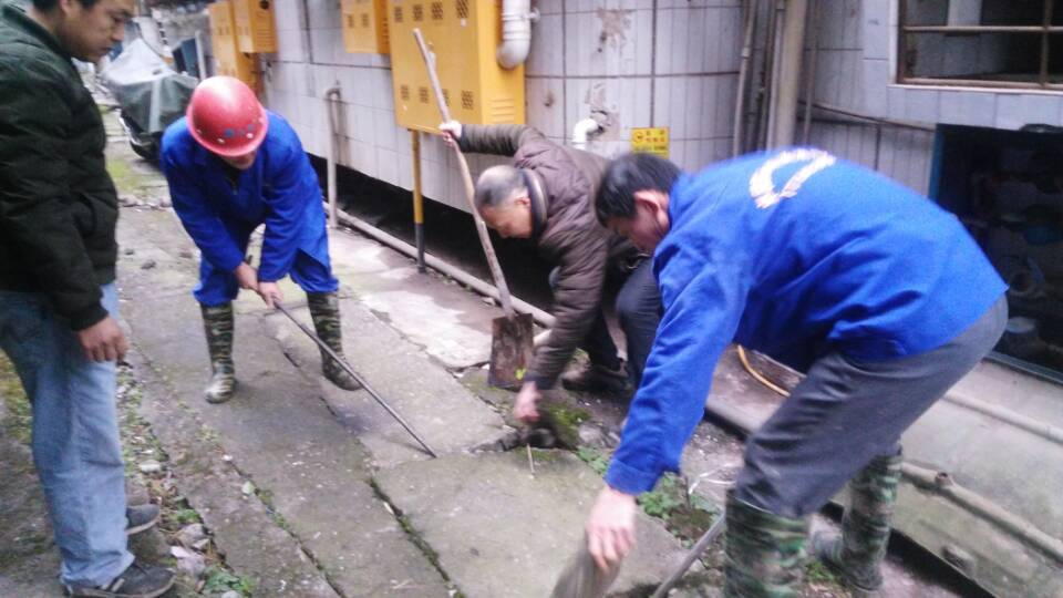 高区清掏化粪池、管道疏通一站式服务<高效><技术><可靠>